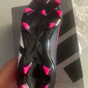 Little kid 12c addidas predator cleats. brand new with box pink and black